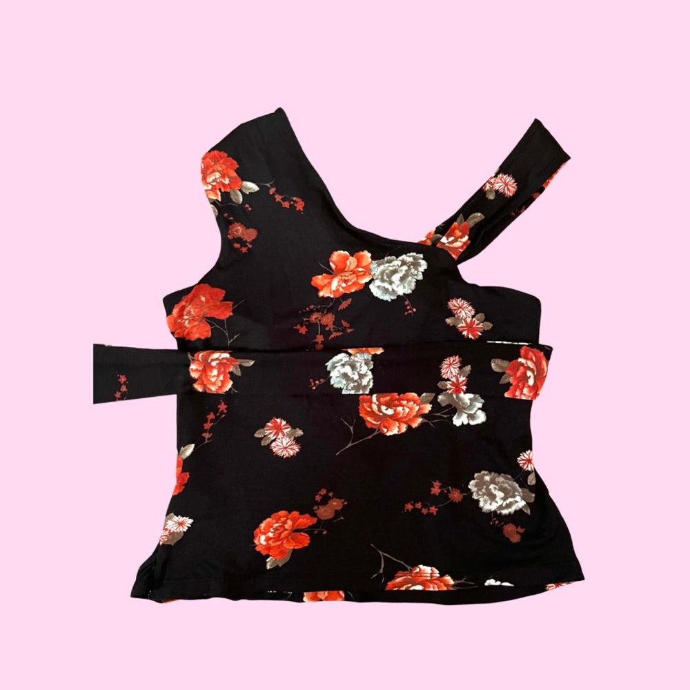 Vintage Asymmetric Top